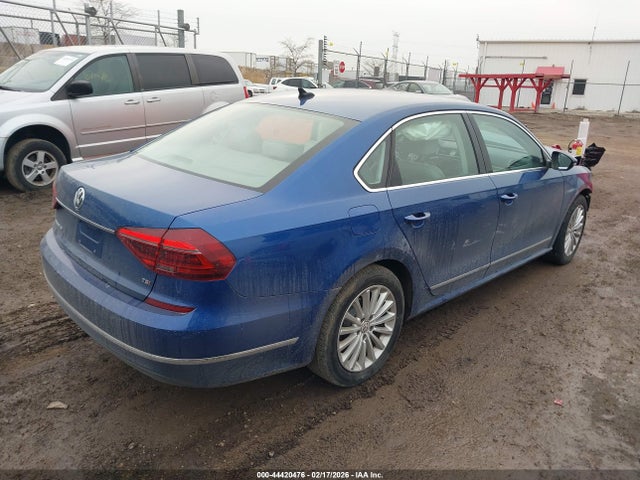 Продажа на аукционе авто 2017 Volkswagen Passat 1.8t Se, vin: 1VWBT7A33HC048844, номер лота: 44420476