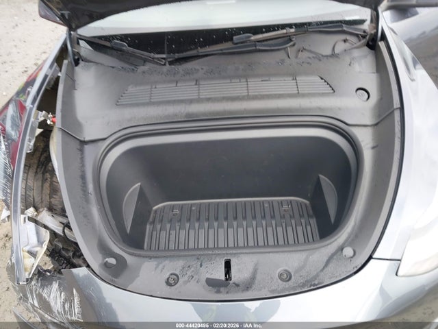 2022 TESLA MODEL Y 7SAYGDEF9NF383256 Photo 9