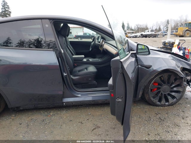 2022 TESLA MODEL Y 7SAYGDEF9NF383256 Photo 4