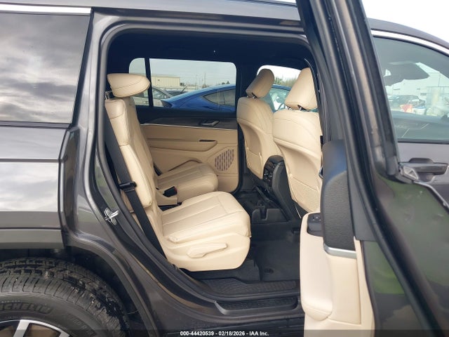 44420539 :رقم المزاد ، 1C4RJJBG1S8792300 vin ، 2025 Jeep Grand Cherokee L Limited 4x2 مزاد بيع