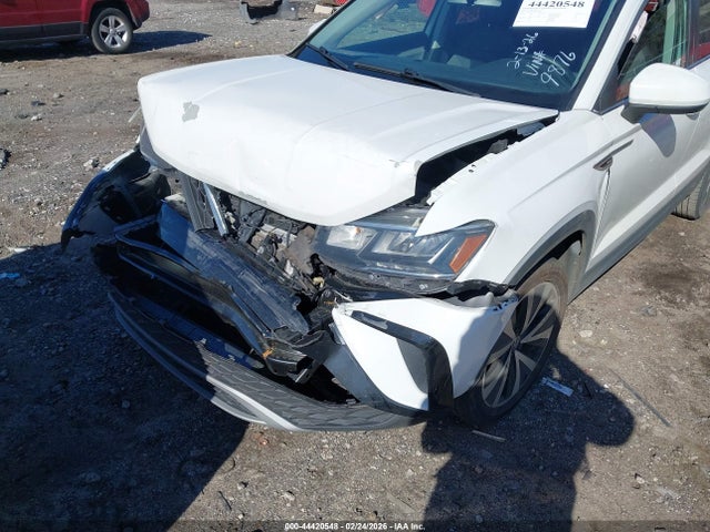2022 Volkswagen Taos 1.5t Se მანქანა იყიდება აუქციონზე, vin: 3VVRX7B29NM009876, აუქციონის ნომერი: 44420548