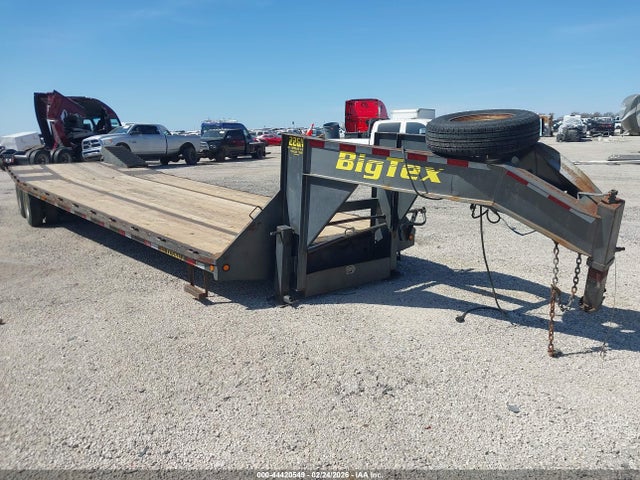 44420549 :رقم المزاد ، 16VGX3026E2643370 vin ، 2014 Big Tex Trailer Co Inc Unknown مزاد بيع