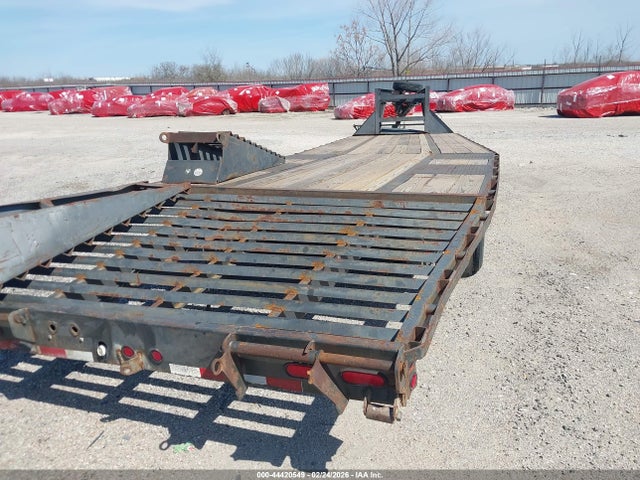44420549 :رقم المزاد ، 16VGX3026E2643370 vin ، 2014 Big Tex Trailer Co Inc Unknown مزاد بيع