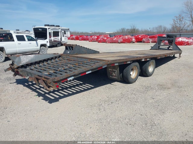 44420549 :رقم المزاد ، 16VGX3026E2643370 vin ، 2014 Big Tex Trailer Co Inc Unknown مزاد بيع