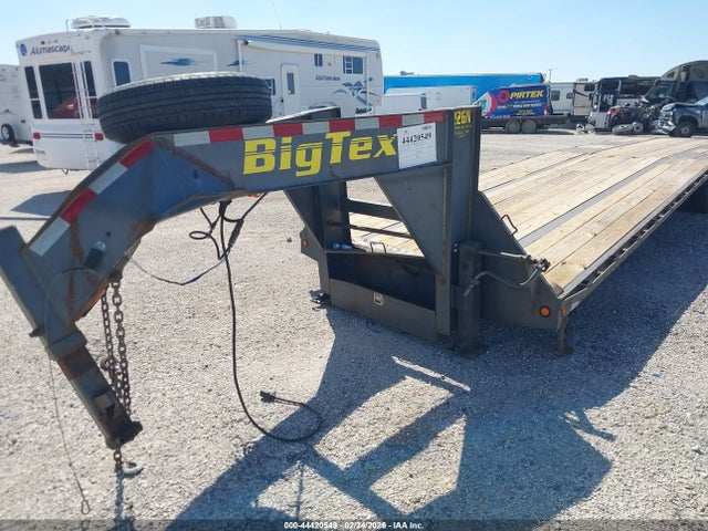 44420549 :رقم المزاد ، 16VGX3026E2643370 vin ، 2014 Big Tex Trailer Co Inc Unknown مزاد بيع