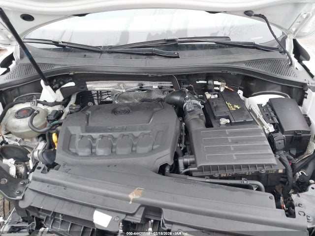 44420588 :رقم المزاد ، 3VV1B7AXXMM022739 vin ، 2021 Volkswagen Tiguan 2.0t S مزاد بيع