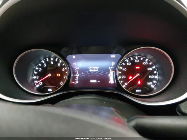 3C4NJDBBXJT116822 Jeep Compass Latitude 4x4