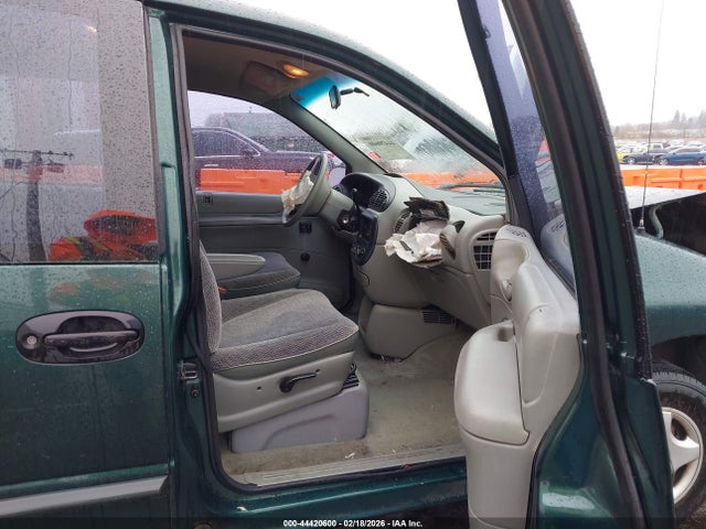Auction sale of the 1997 Dodge Caravan, vin: 2B4FP2533VR407843, lot number: 44420600