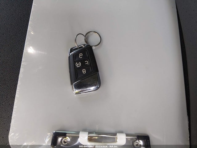 2023 VOLKSWAGEN ATLAS CROSS SPORT 1V2SE2CA0PC200281 Photo 10