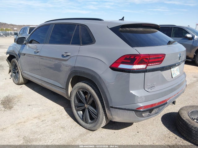 2023 VOLKSWAGEN ATLAS CROSS SPORT 1V2SE2CA0PC200281 Photo 2