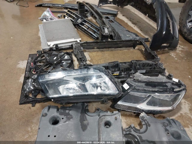Продажа на аукционе авто 2021 Volkswagen Tiguan 2.0t Se/2.0t Se R-line Black/2.0t Sel, vin: 3VV2B7AX7MM132197, номер лота: 44420619