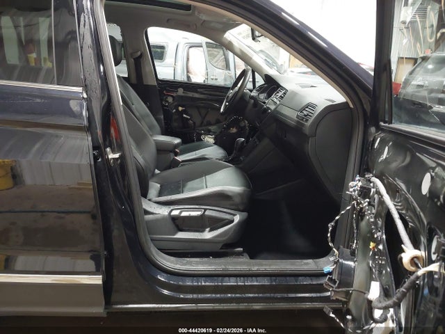 Продажа на аукционе авто 2021 Volkswagen Tiguan 2.0t Se/2.0t Se R-line Black/2.0t Sel, vin: 3VV2B7AX7MM132197, номер лота: 44420619