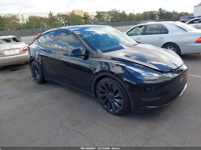 2022 TESLA MODEL Y 7SAYGDEF1NF511750 Photo 0