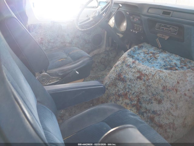 Продажа на аукционе авто 1976 Dodge Van 1500, vin: B11AE4X130012, номер лота: 44420630
