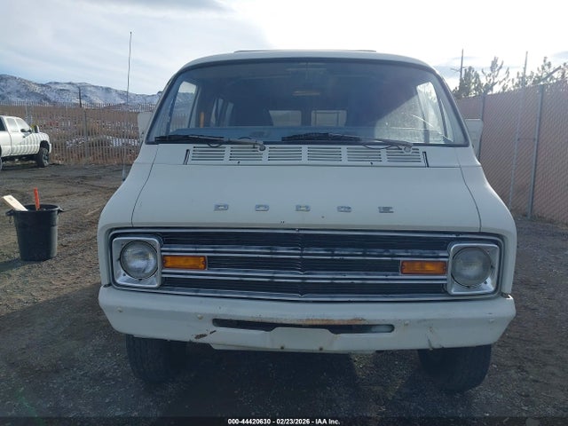 Продажа на аукционе авто 1976 Dodge Van 1500, vin: B11AE4X130012, номер лота: 44420630