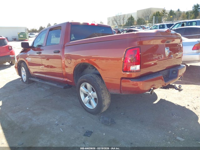 2013 RAM 1500 1C6RR7KT6DS626554 Photo 2