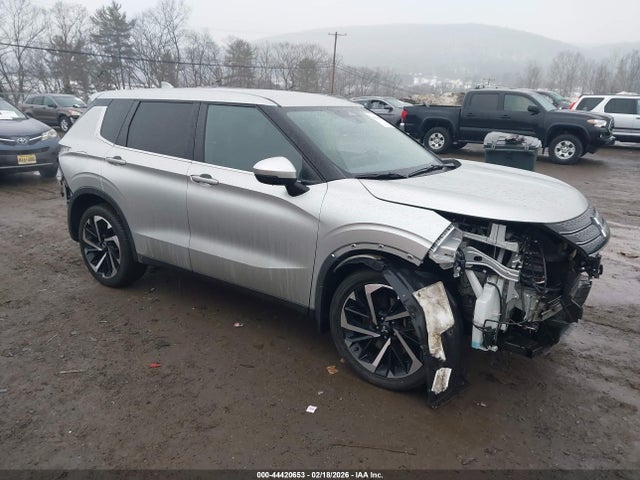 Продажа на аукционе авто 2022 Mitsubishi Outlander Es 2.5 S-awc, vin: JA4J4TA88NZ035624, номер лота: 44420653