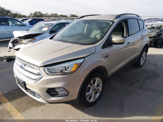1FMCU9GD9HUB39073 Ford ESCAPE SE