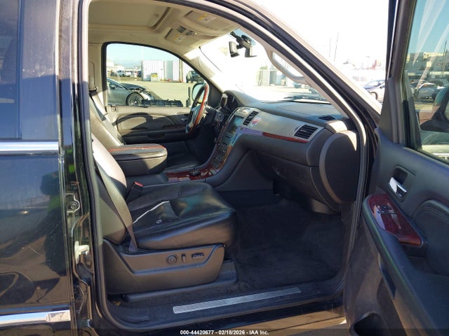 2008 CADILLAC ESCALADE 1GYEC63858R232192 Photo 4