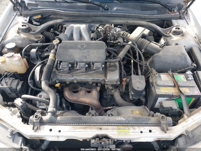 2001 Toyota Camry Solara Sle V6 მანქანა იყიდება აუქციონზე, vin: 2T1CF28P41C489986, აუქციონის ნომერი: 44420692