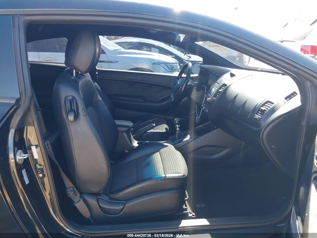 2016 KIA FORTE KOUP KNAFZ6A32G5594757 Photo 4