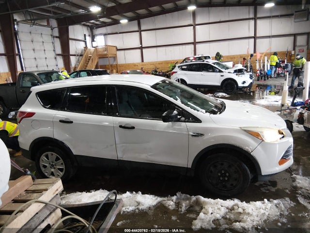1FMCU0F74GUC82793 Ford ESCAPE S