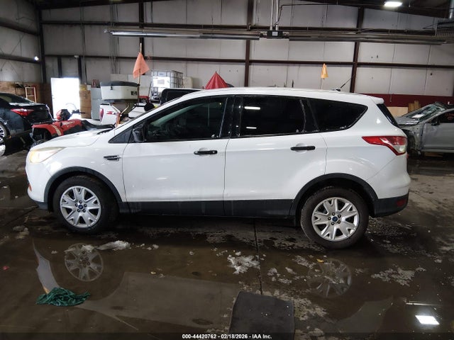 1FMCU0F74GUC82793 Ford ESCAPE S