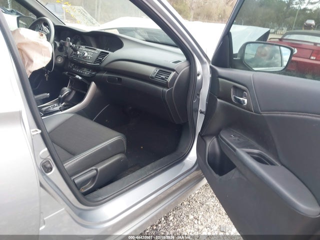 1HGCR2F50HA077864 Honda Accord Sport