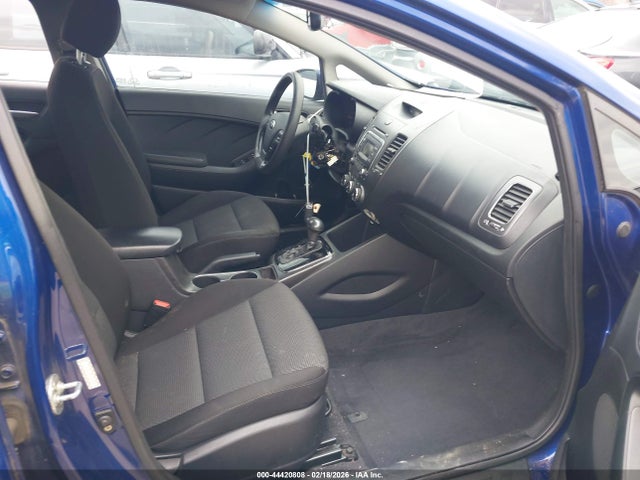 Продажа на аукционе авто 2017 Kia Forte Lx, vin: 3KPFK4A78HE057976, номер лота: 44420808