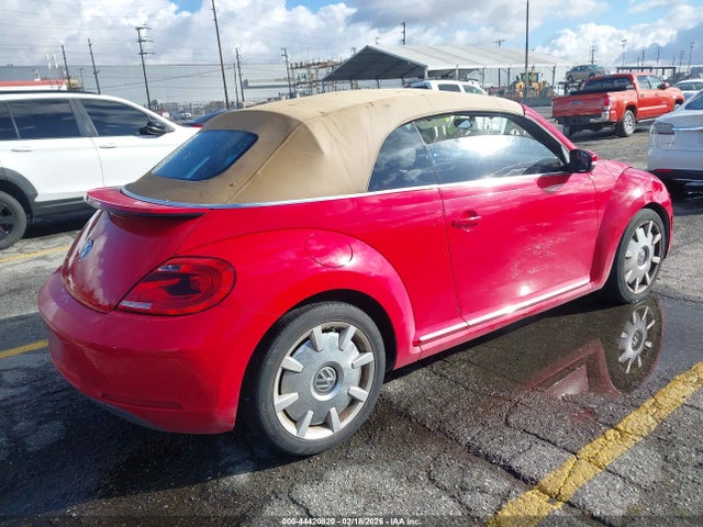 3VW517AT6FM801717 Volkswagen Beetle 1.8t