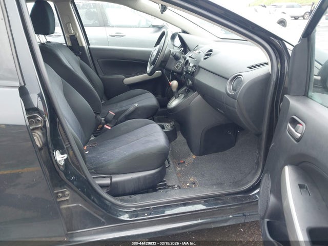 JM1DE1KZ1E0187308 Mazda Mazda2 Sport