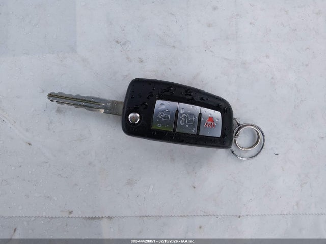 KNMAT2MV8HP603116 Nissan ROGUE S