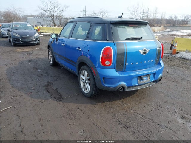 2014 MINI COUNTRYMAN WMWZC5C57EWP39564 Photo 2