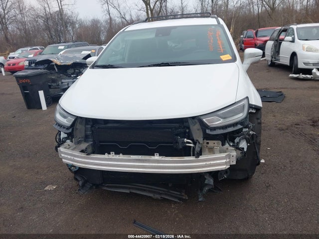 Продаж на аукціоні авто 2022 Chrysler Pacifica Touring L, vin: 2C4RC1BG5NR141884, номер лоту: 44420907
