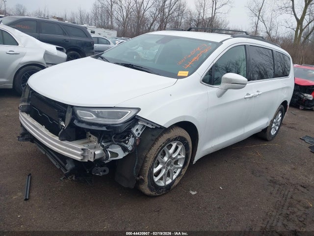 Продаж на аукціоні авто 2022 Chrysler Pacifica Touring L, vin: 2C4RC1BG5NR141884, номер лоту: 44420907