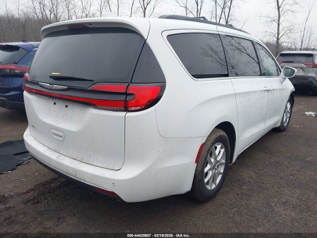 Продаж на аукціоні авто 2022 Chrysler Pacifica Touring L, vin: 2C4RC1BG5NR141884, номер лоту: 44420907