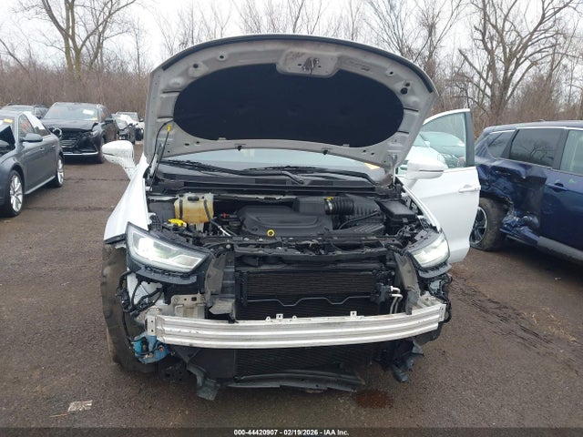 Продаж на аукціоні авто 2022 Chrysler Pacifica Touring L, vin: 2C4RC1BG5NR141884, номер лоту: 44420907