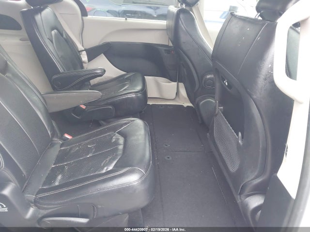 Продаж на аукціоні авто 2022 Chrysler Pacifica Touring L, vin: 2C4RC1BG5NR141884, номер лоту: 44420907