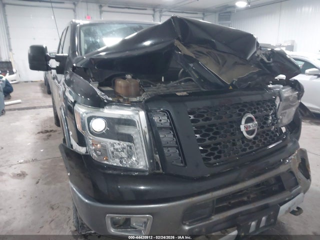 2017 NISSAN TITAN XD 1N6BA1F41HN514893 Photo 5