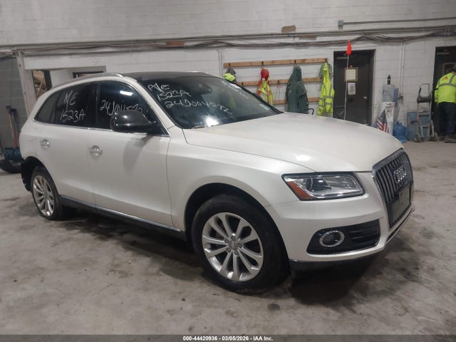 Продаж на аукціоні авто 2017 Audi Q5 2.0t Premium, vin: WA1C2AFP7HA021557, номер лоту: 44420936