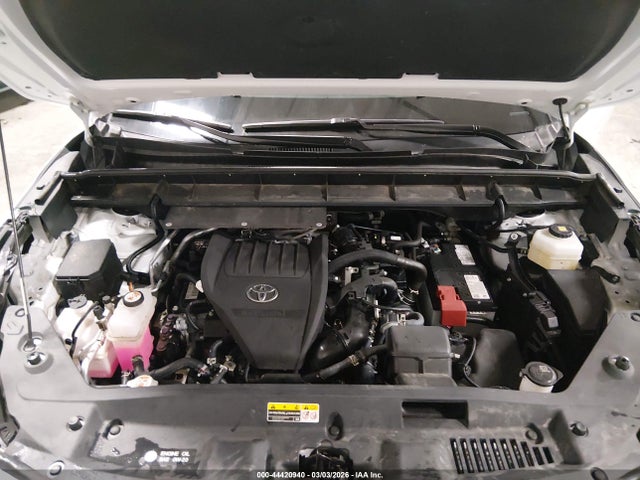 2024 Toyota Highlander Platinum მანქანა იყიდება აუქციონზე, vin: 5TDKDRBH2RS572279, აუქციონის ნომერი: 44420940