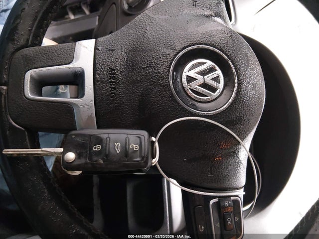 44420991 :رقم المزاد ، WVWNM7AJ4EW008813 vin ، 2014 Volkswagen Golf 2.0l Tdi مزاد بيع