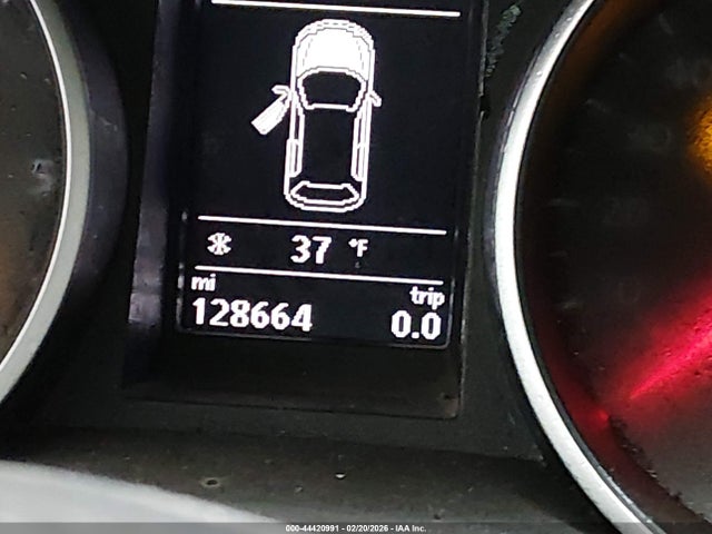 44420991 :رقم المزاد ، WVWNM7AJ4EW008813 vin ، 2014 Volkswagen Golf 2.0l Tdi مزاد بيع