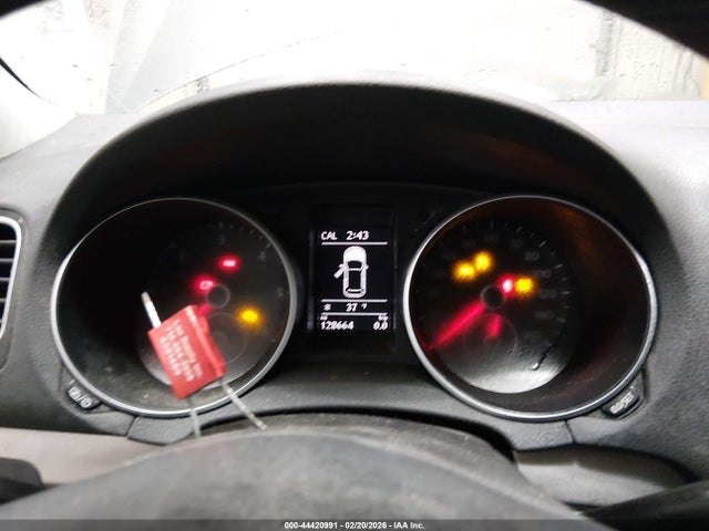 44420991 :رقم المزاد ، WVWNM7AJ4EW008813 vin ، 2014 Volkswagen Golf 2.0l Tdi مزاد بيع