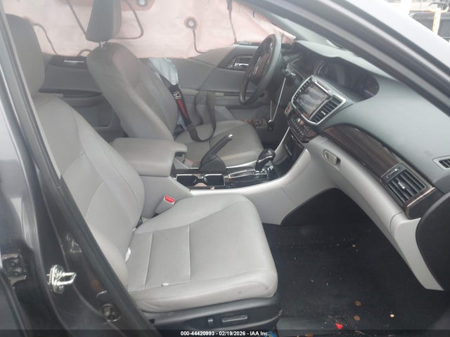 Продажа на аукционе авто 2016 Honda Accord Ex-l, vin: 1HGCR2F82GA055096, номер лота: 44420993