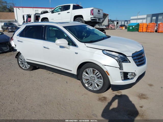 2019 CADILLAC XT5 1GYKNERS0KZ167155 Photo 0