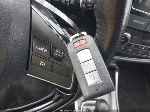 2018 MITSUBISHI OUTLANDER JA4AZ3A3XJZ053588 Photo 10