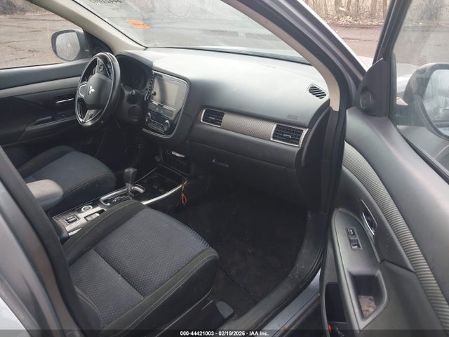 2018 MITSUBISHI OUTLANDER JA4AZ3A3XJZ053588 Photo 4