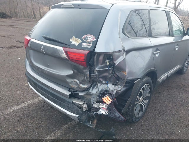 2018 MITSUBISHI OUTLANDER JA4AZ3A3XJZ053588 Photo 5