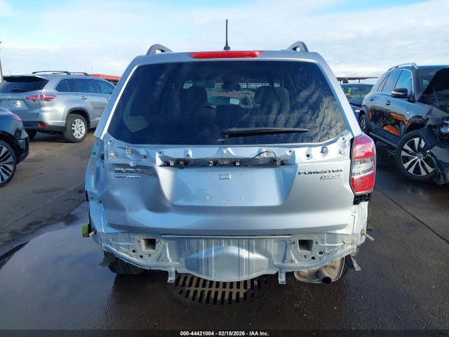 Subaru Forester 2.5i Premium 2015 JF2SJADC9FH838409 Image 17